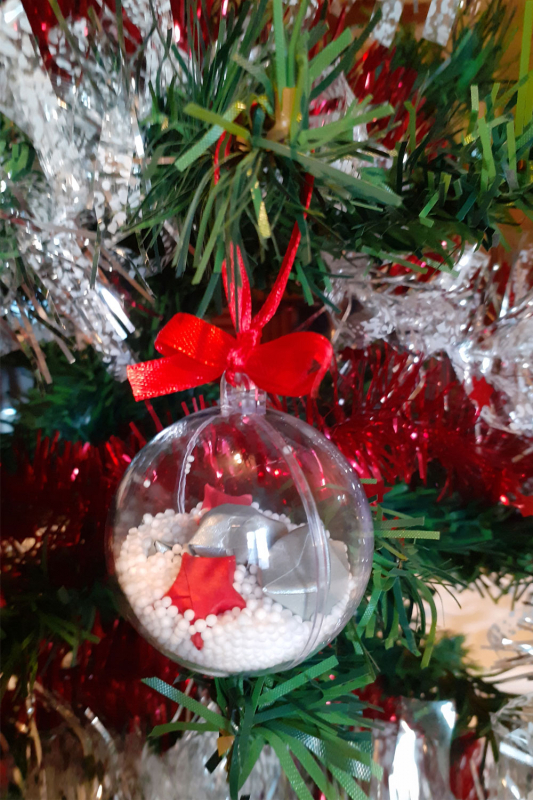 Boule de noël en origami